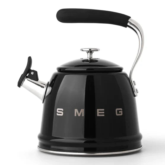 Smeg Whistling Stovetop Kettle, 2.3L