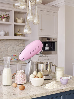 Smeg 50's Retro Style Stand Mixer Pink