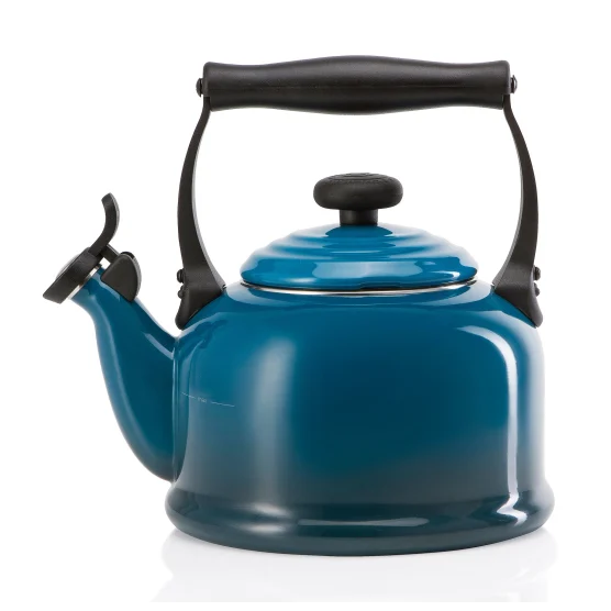 Le Creuset Traditional Whistling Stovetop Kettle, 2.1L
